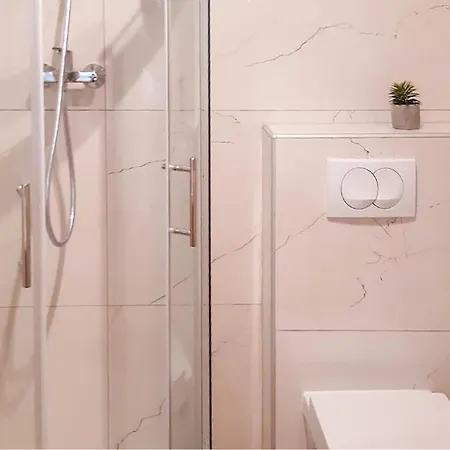 Beautiful In Dingac With House Sea View 아파트