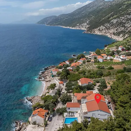 아파트 Beautiful In Dingac With House Sea View