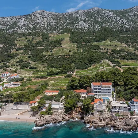 아파트 Beautiful In Dingac With House Sea View *