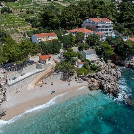 아파트 Beautiful In Dingac With House Sea View *