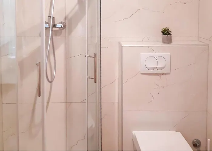 Beautiful In Dingac With House Sea View 아파트